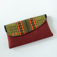 Load image into Gallery viewer, Kenyan Clutch-