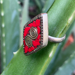 Ring-Berber Silver adorned with Coral