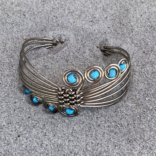 Wire weaved and beaded bracelet