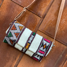 Load image into Gallery viewer, Moroccan Rug Purse- Not so classic Kilim
