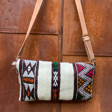 Load image into Gallery viewer, Moroccan Rug Purse- Not so classic Kilim